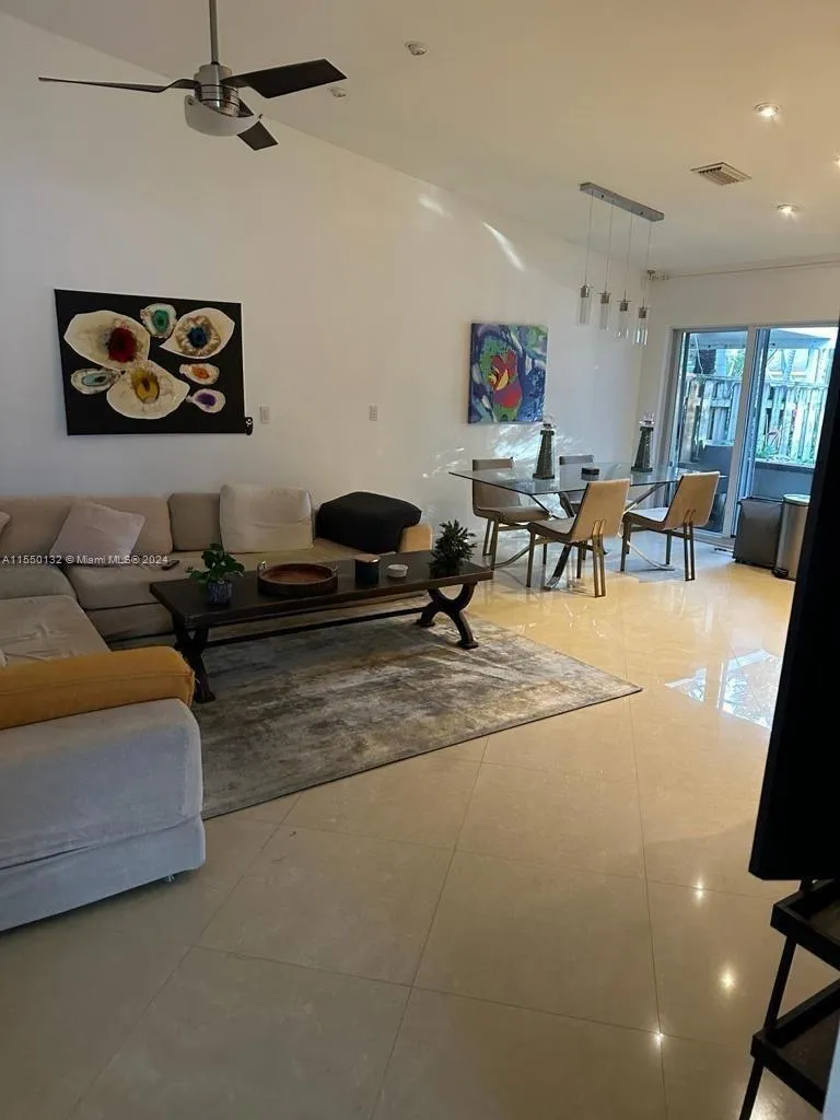4920 SW 27th Avenue Fort Lauderdale, FL 33312