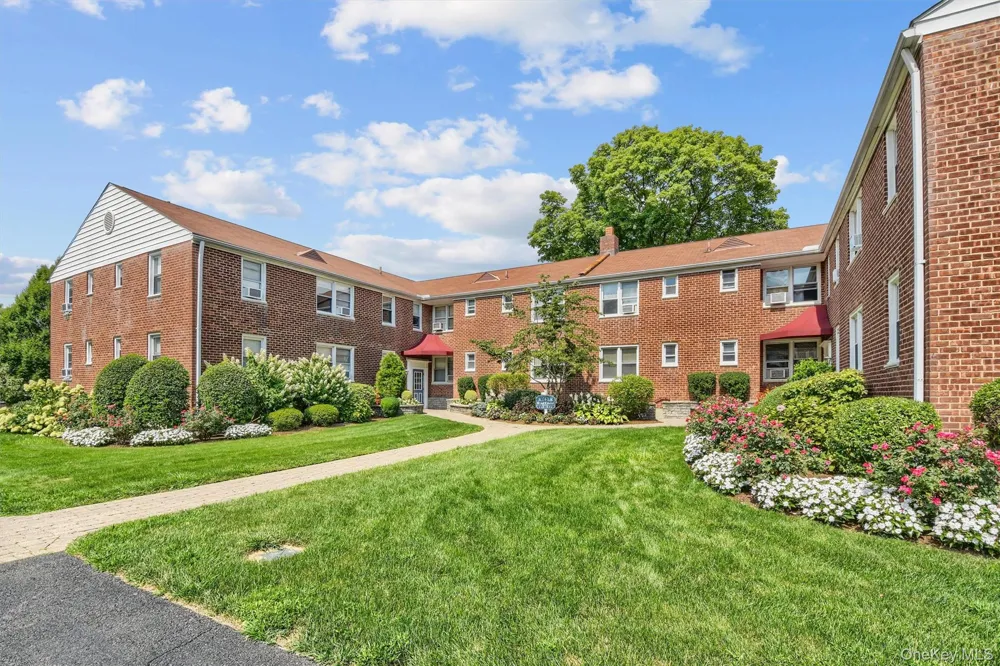 6 Bryant Crescent #1H White Plains, NY 10605