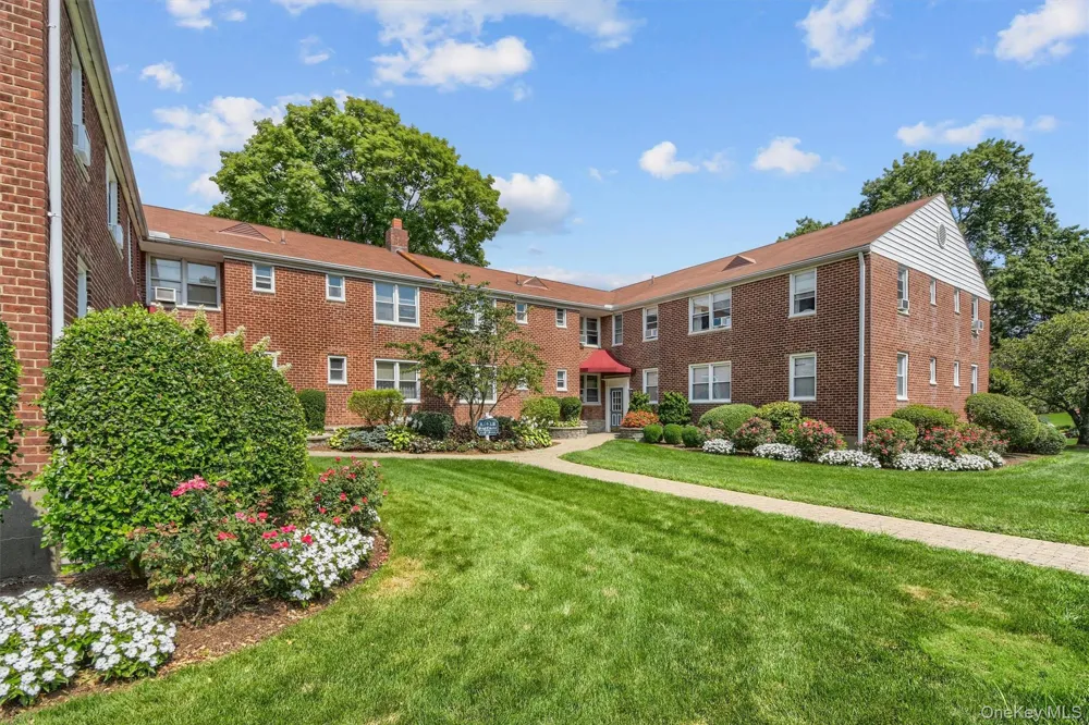 6 Bryant Crescent #1H White Plains, NY 10605