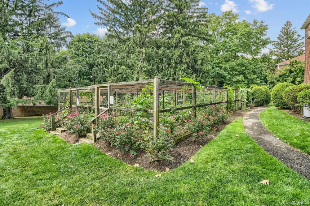 6 Bryant Crescent #1H White Plains, NY 10605