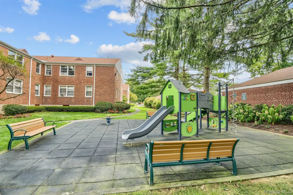 6 Bryant Crescent #1H White Plains, NY 10605