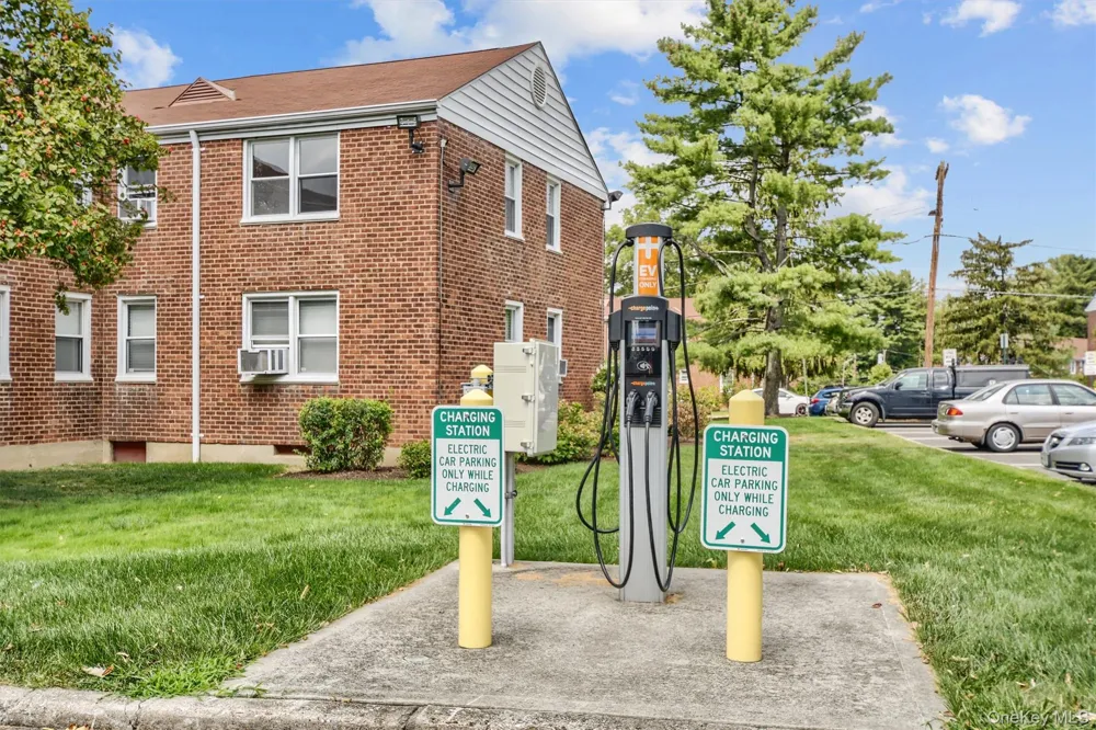 6 Bryant Crescent #1H White Plains, NY 10605