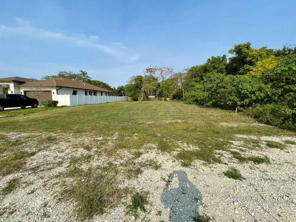 2630 NW 20th Avenue Oakland Park, FL 33311