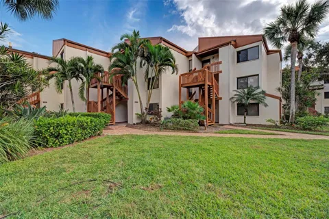 1800 COVE II PLACE #213