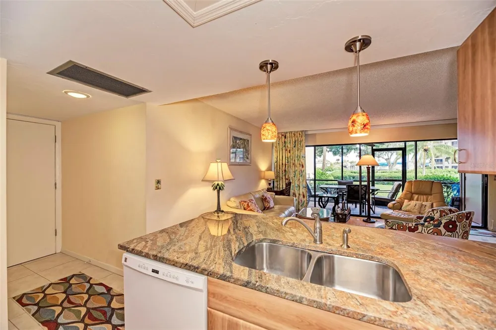 1800 COVE II PLACE #213 Sarasota, FL 34242