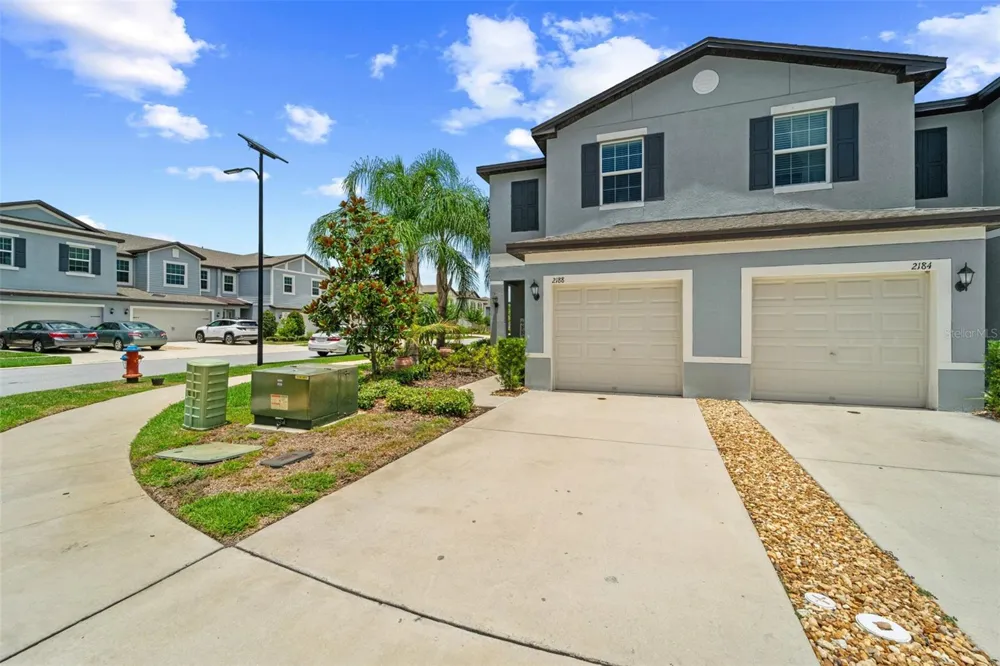 2188 CERULEAN SKY DRIVE Lutz, FL 33558