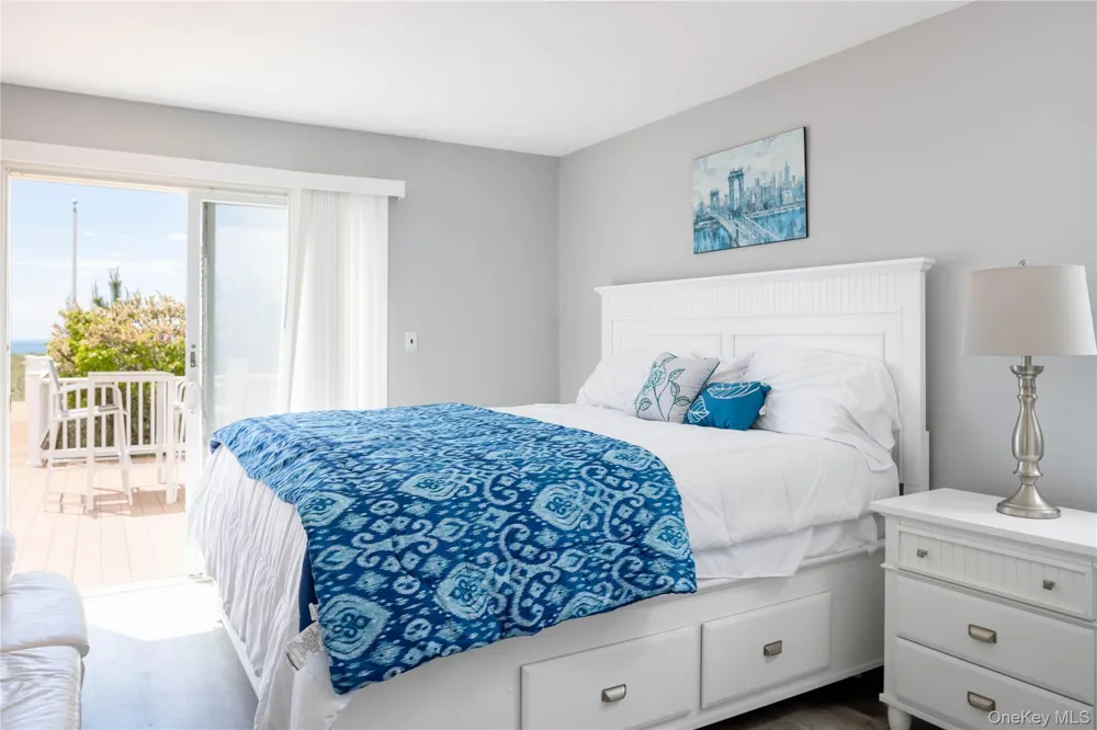 373 Dune Road Westhampton Beach, NY 11978