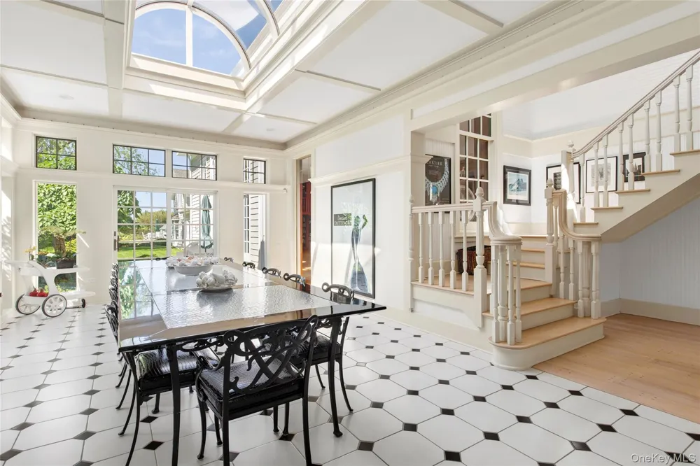 45 Beach Lane Westhampton Beach, NY 11978