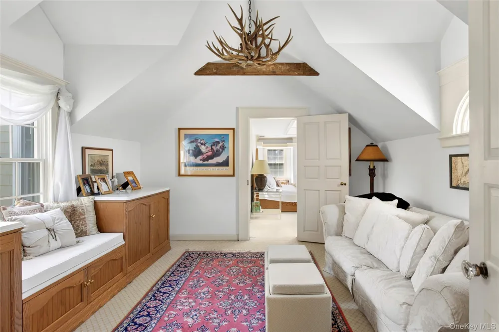 45 Beach Lane Westhampton Beach, NY 11978