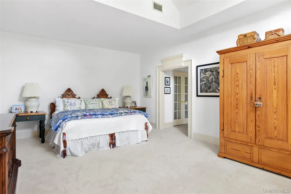 45 Beach Lane Westhampton Beach, NY 11978