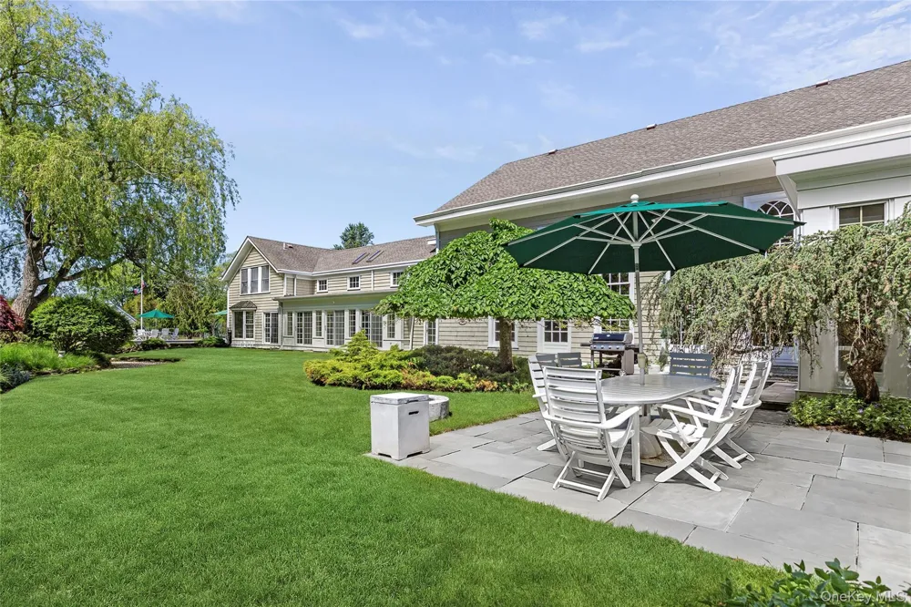 45 Beach Lane Westhampton Beach, NY 11978