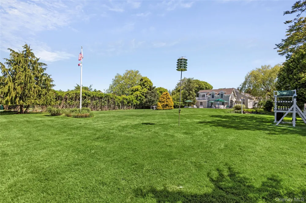 45 Beach Lane Westhampton Beach, NY 11978