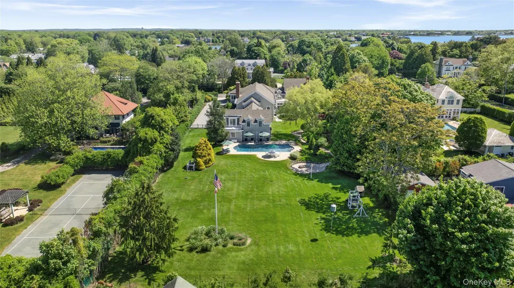 45 Beach Lane Westhampton Beach, NY 11978