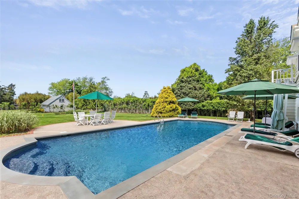 45 Beach Lane Westhampton Beach, NY 11978