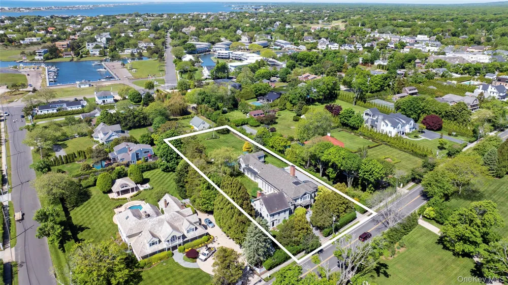 45 Beach Lane Westhampton Beach, NY 11978
