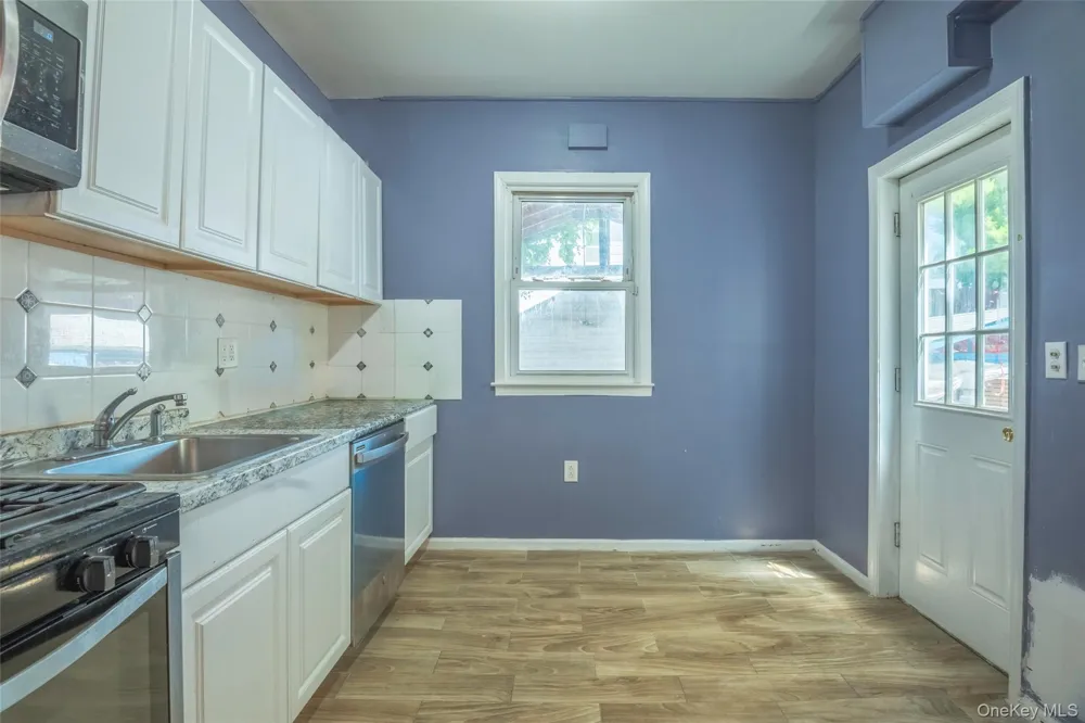 11205 103rd Avenue Richmond Hill, NY 11419