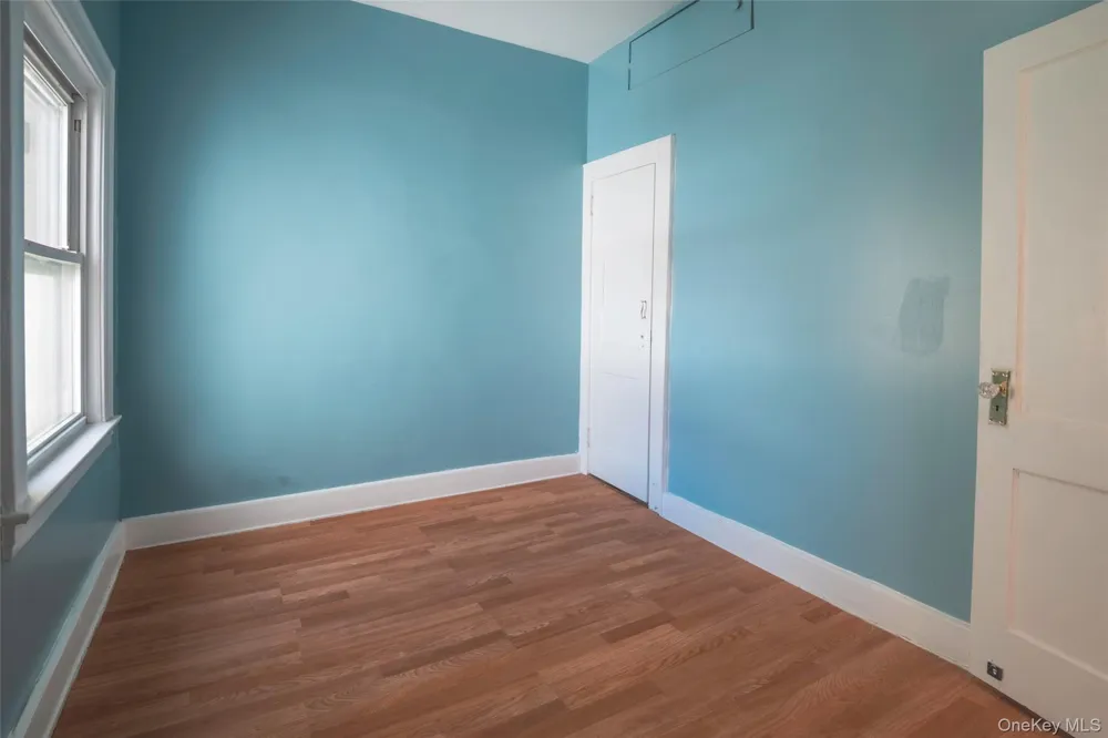 11205 103rd Avenue Richmond Hill, NY 11419