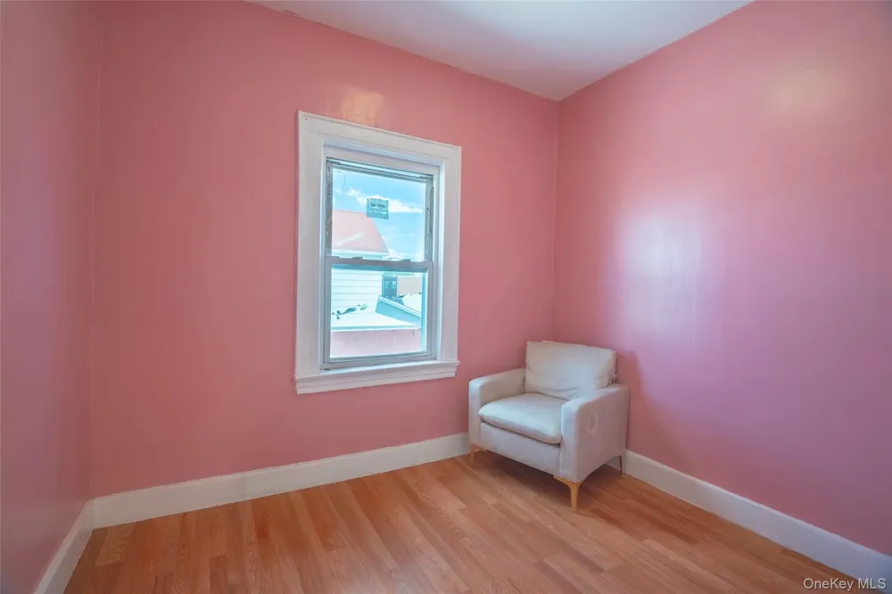 11205 103rd Avenue Richmond Hill, NY 11419