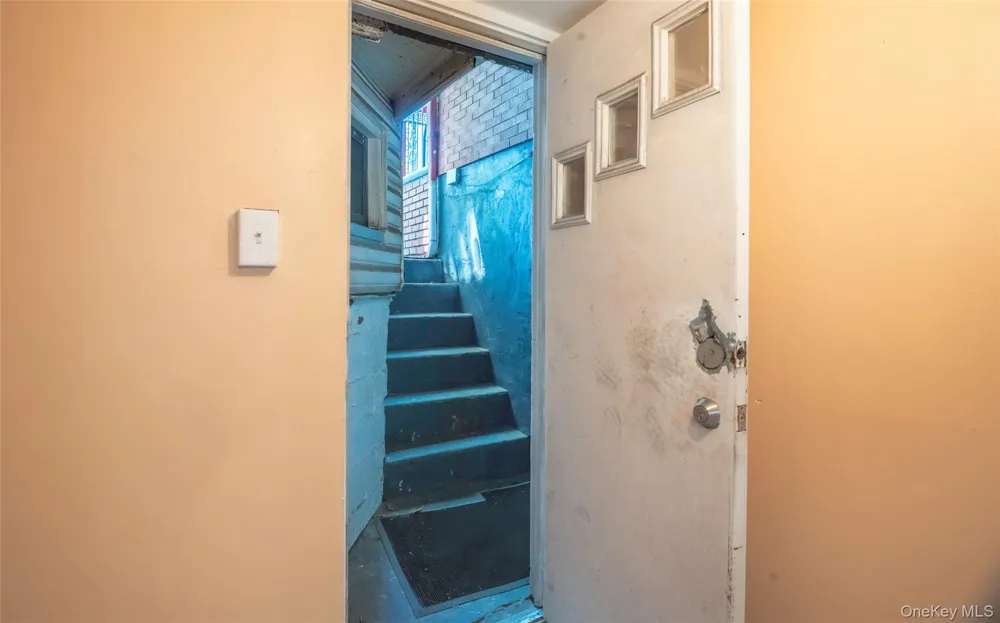 11205 103rd Avenue Richmond Hill, NY 11419