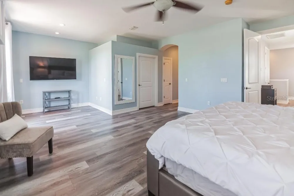 1340 RIBOLLA DRIVE Palm Harbor, FL 34683