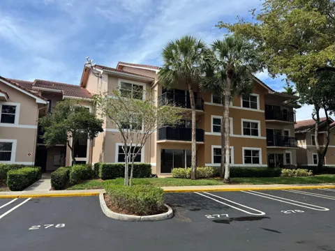 8955 Wiles Road #206