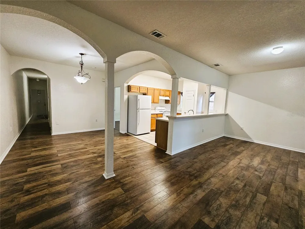 1004 PARK CENTRAL CIRCLE Groveland, FL 34736
