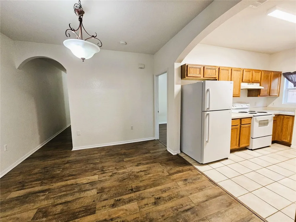 1004 PARK CENTRAL CIRCLE Groveland, FL 34736
