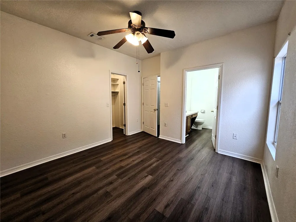 1004 PARK CENTRAL CIRCLE Groveland, FL 34736