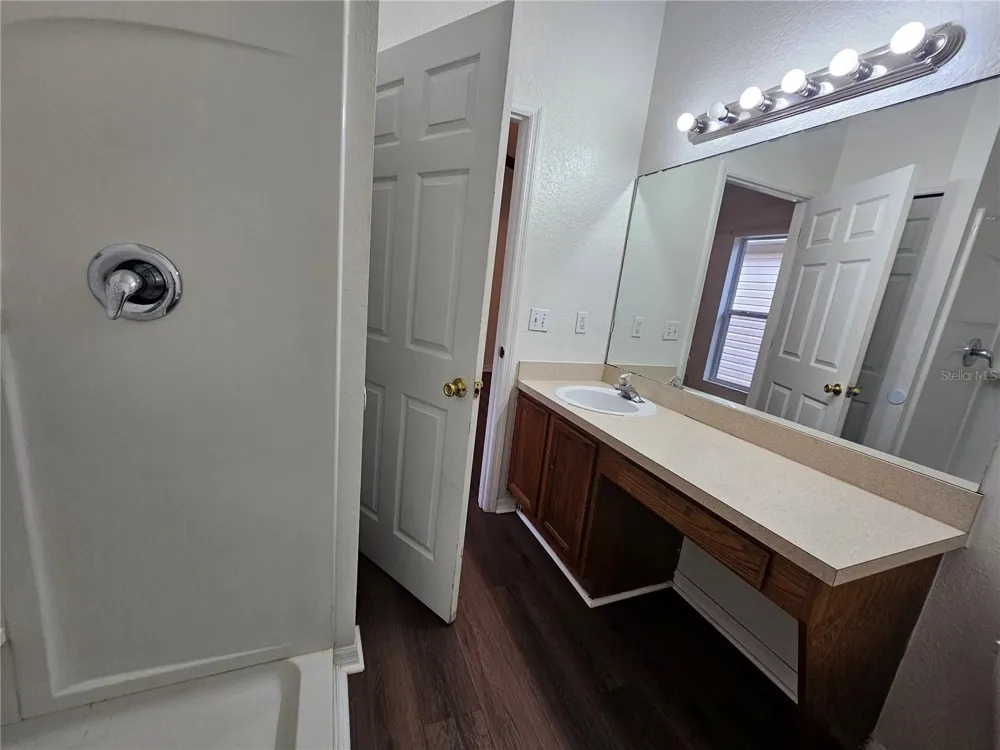 1004 PARK CENTRAL CIRCLE Groveland, FL 34736