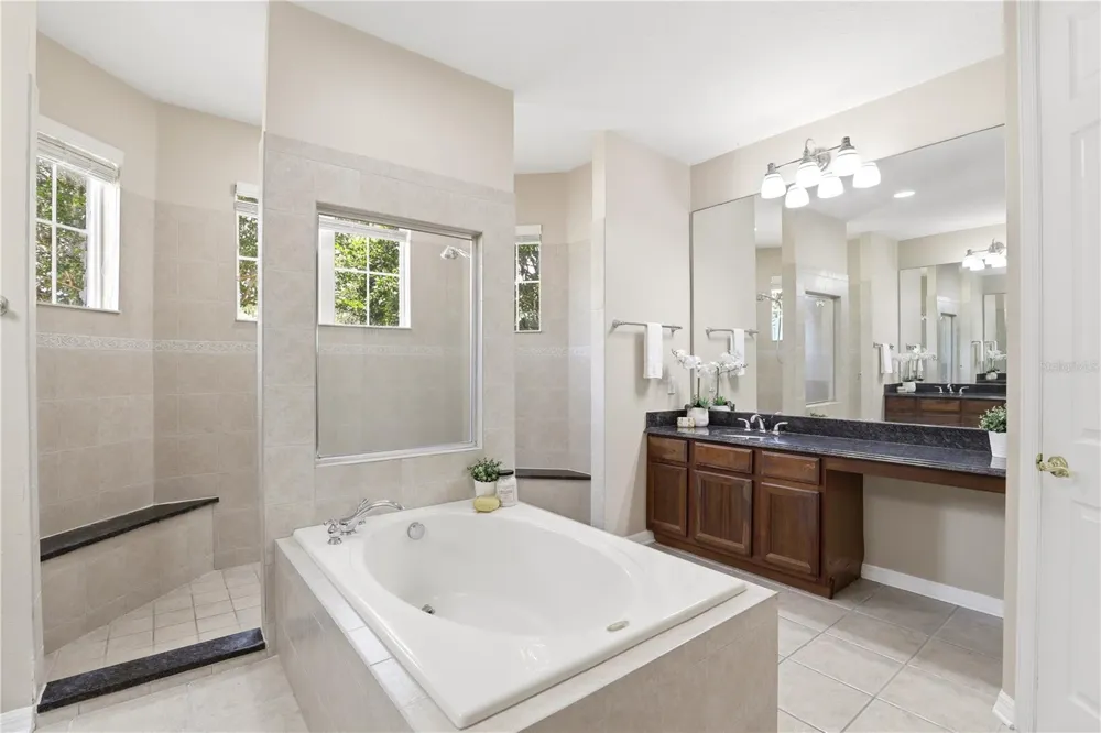 3904 HEIRLOOM ROSE PLACE Oviedo, FL 32766
