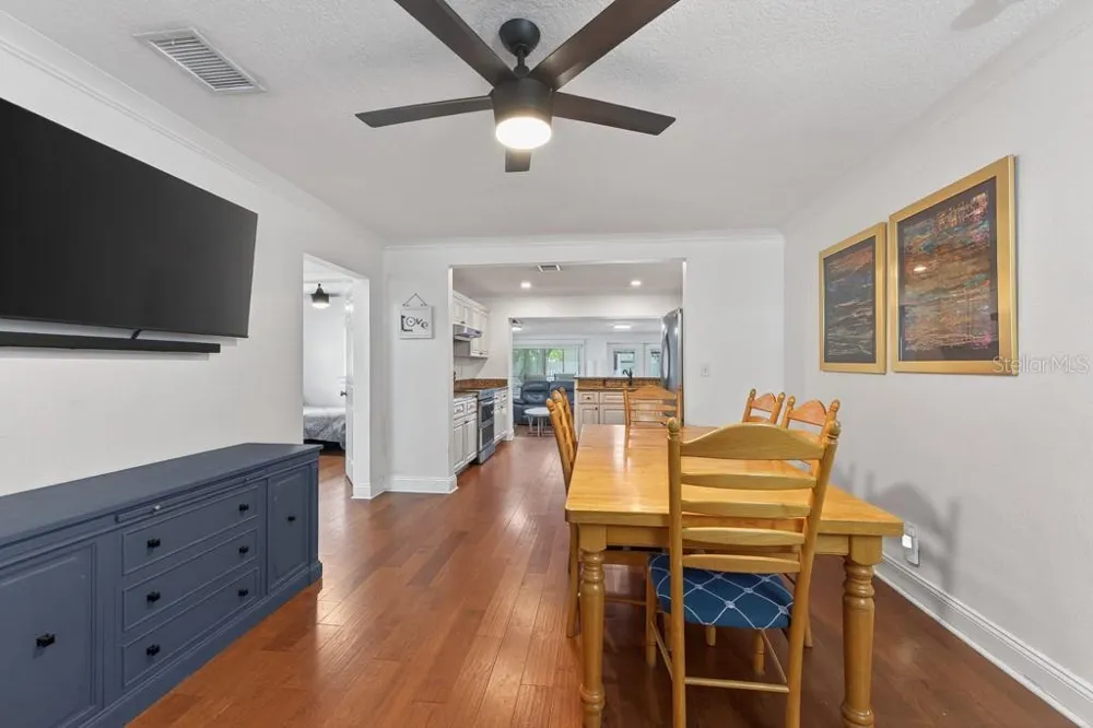 1715 S HUBERT AVENUE Tampa, FL 33629