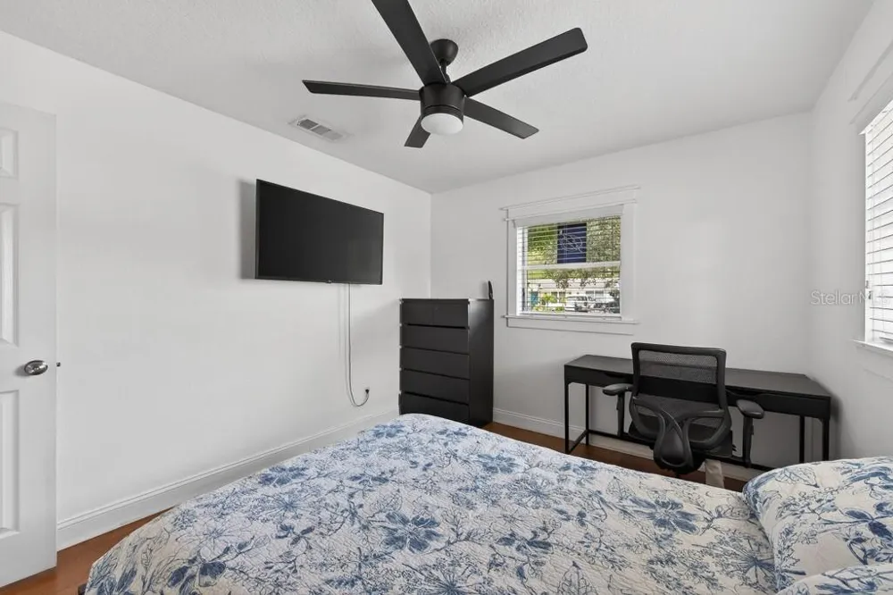 1715 S HUBERT AVENUE Tampa, FL 33629