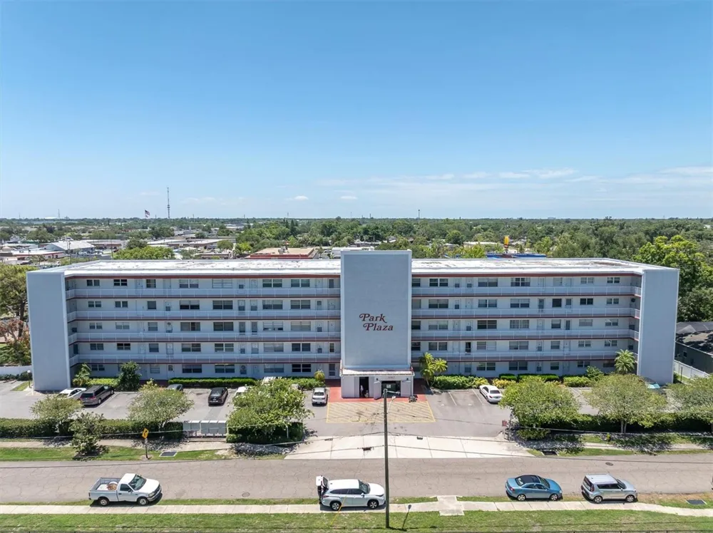 5060 76TH AVENUE #402 Pinellas Park, FL 33781
