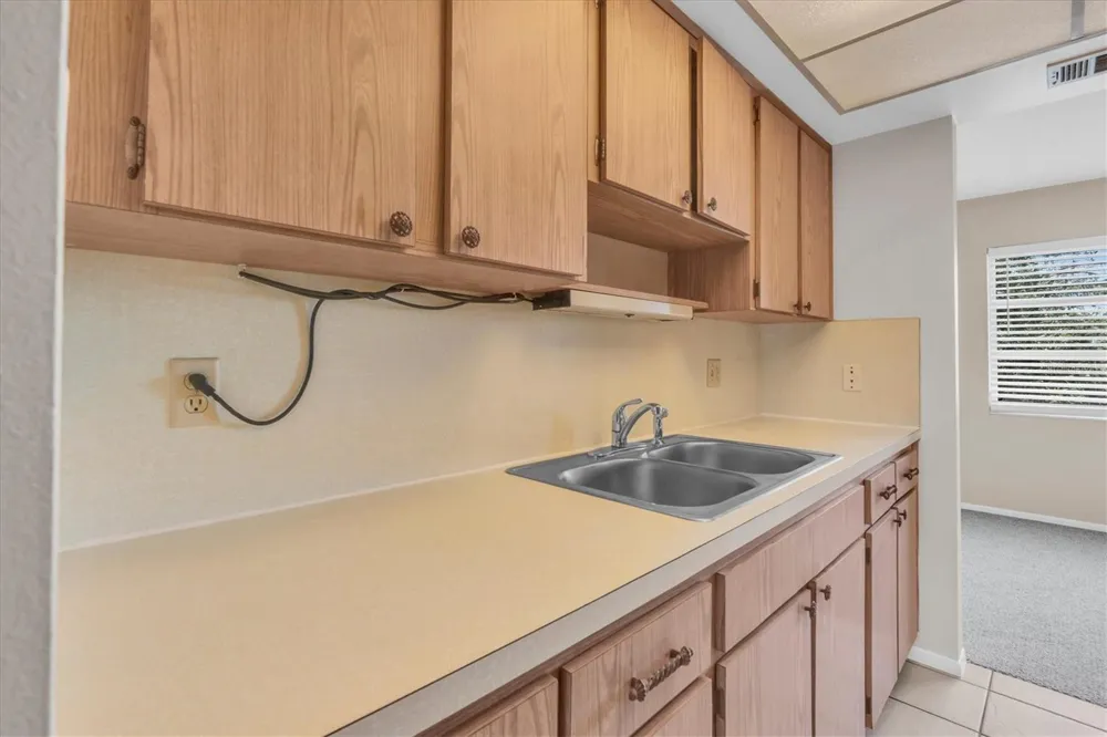 5060 76TH AVENUE #402 Pinellas Park, FL 33781