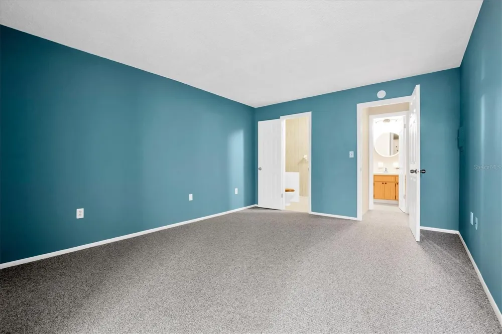 5060 76TH AVENUE #402 Pinellas Park, FL 33781