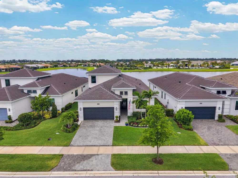 15829 Key Biscayne Lane Westlake, FL 33470