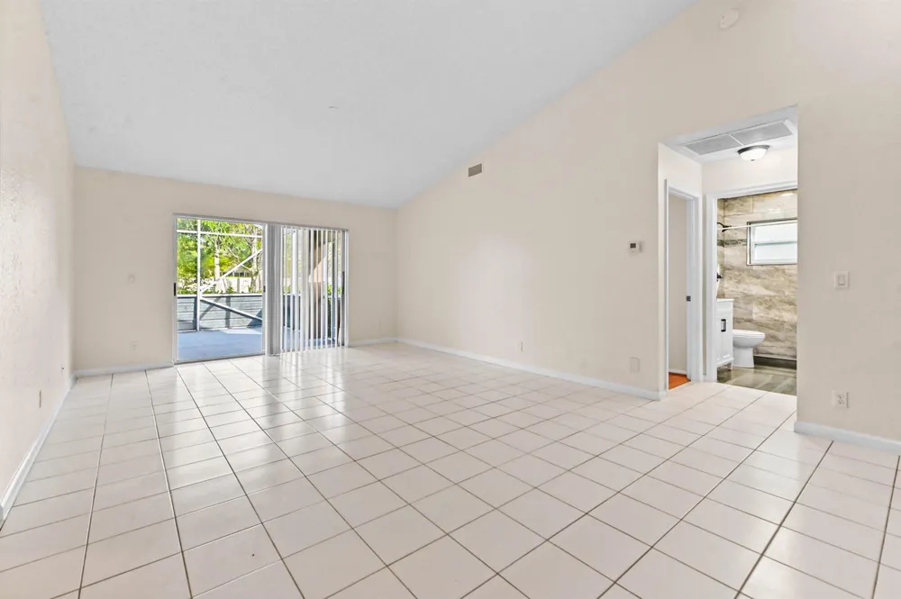 18377 Fresh Lake Way Boca Raton, FL 33498