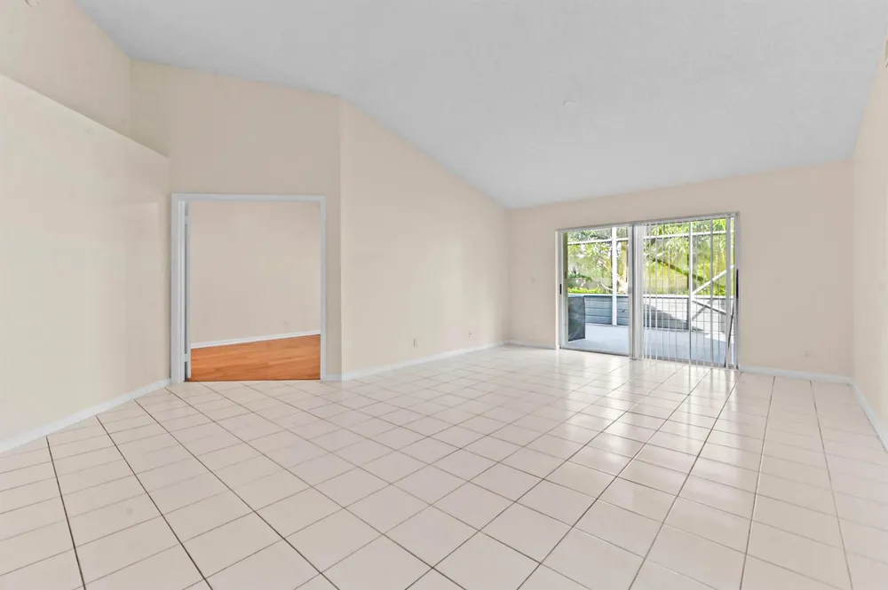 18377 Fresh Lake Way Boca Raton, FL 33498