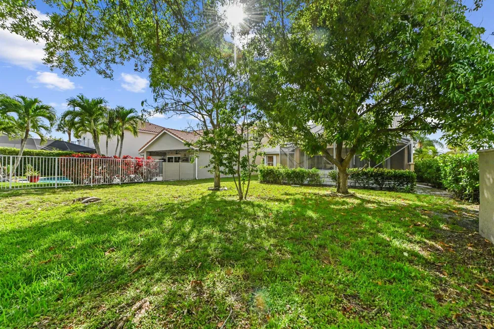 18377 Fresh Lake Way Boca Raton, FL 33498