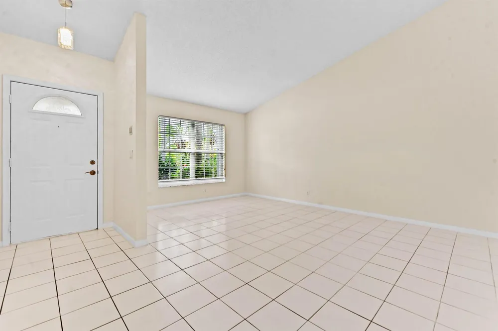 18377 Fresh Lake Way Boca Raton, FL 33498