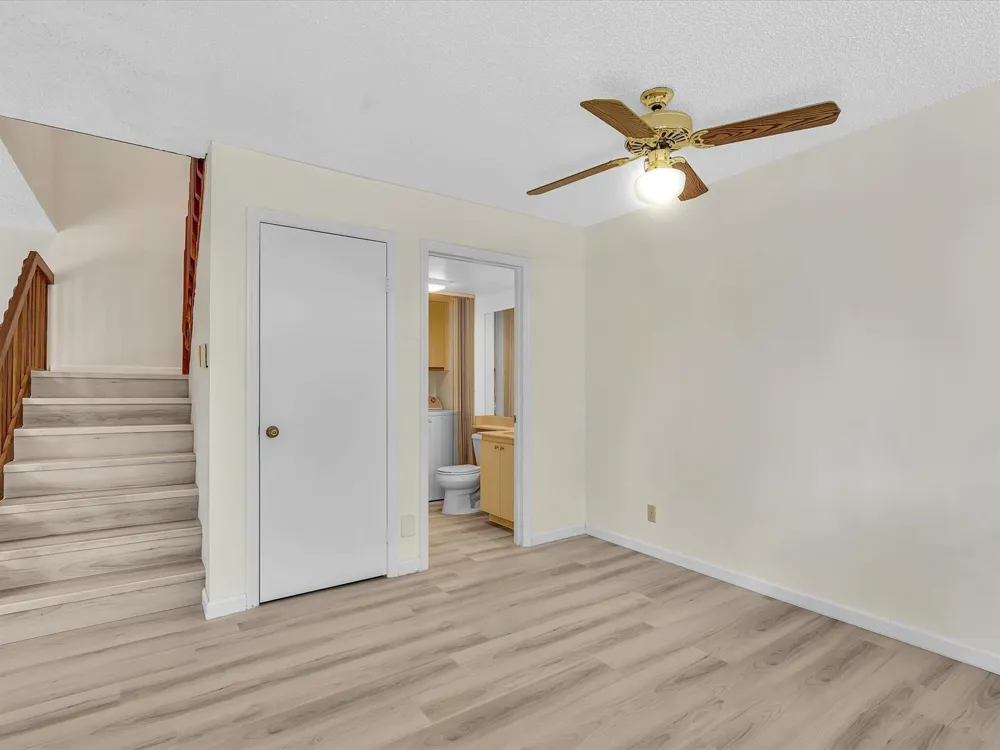 713 NW 99th Circle Plantation, FL 33324