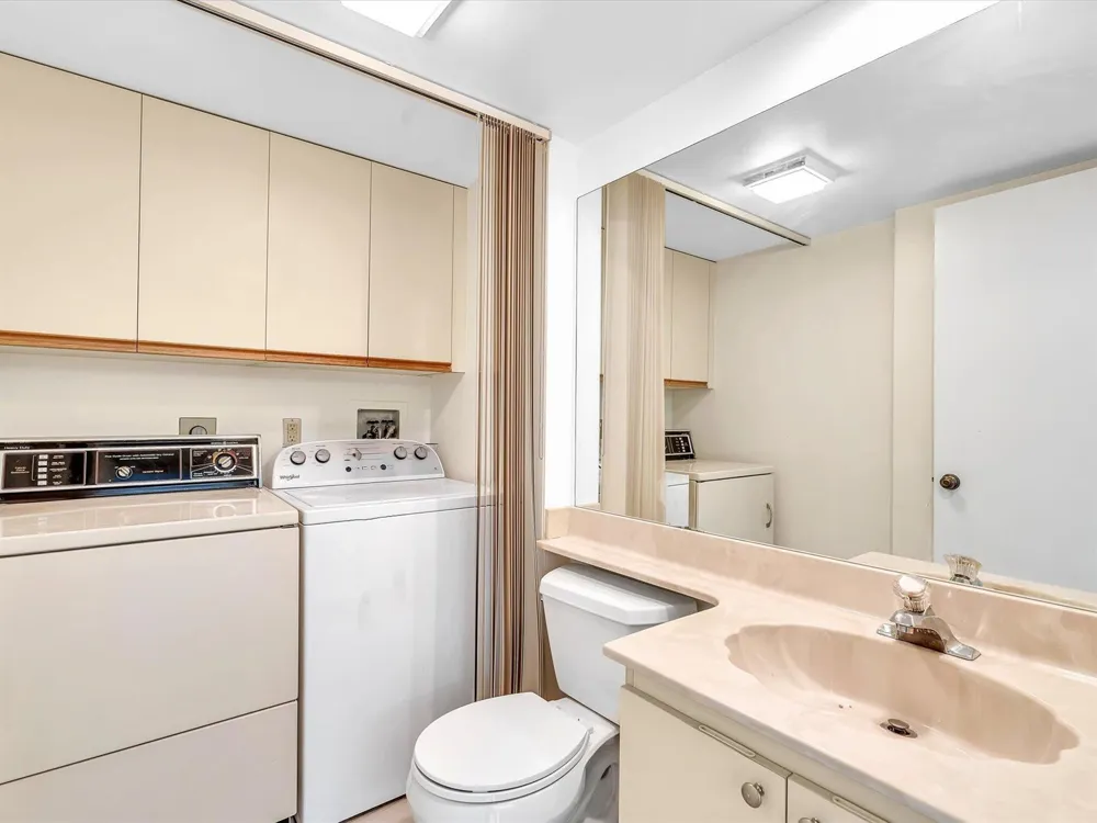 713 NW 99th Circle Plantation, FL 33324
