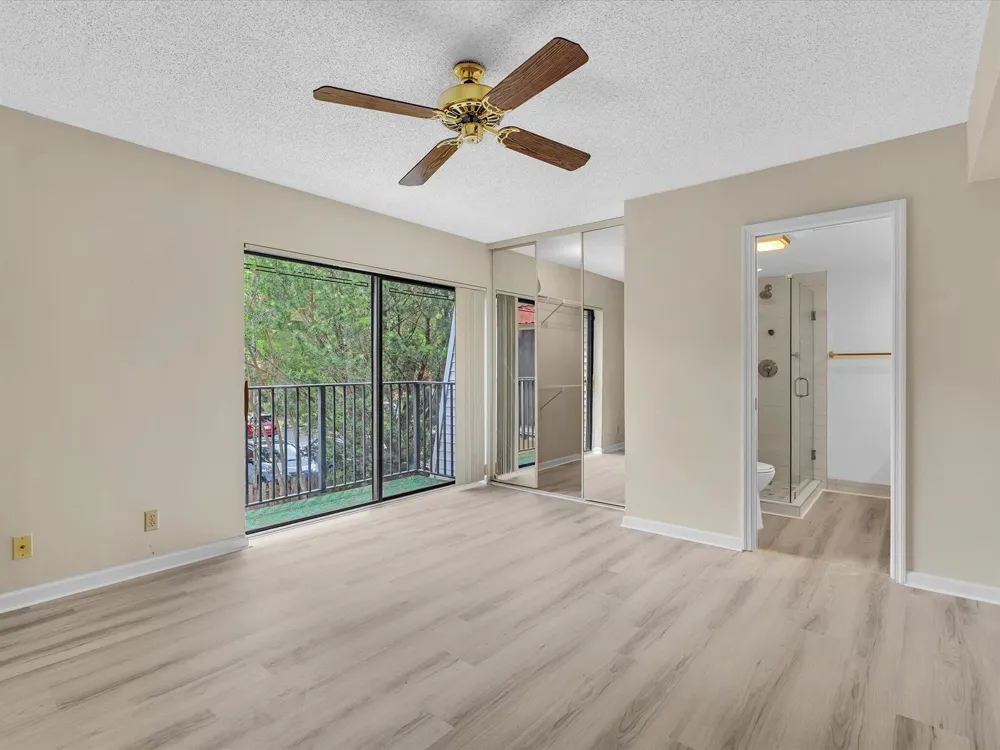 713 NW 99th Circle Plantation, FL 33324