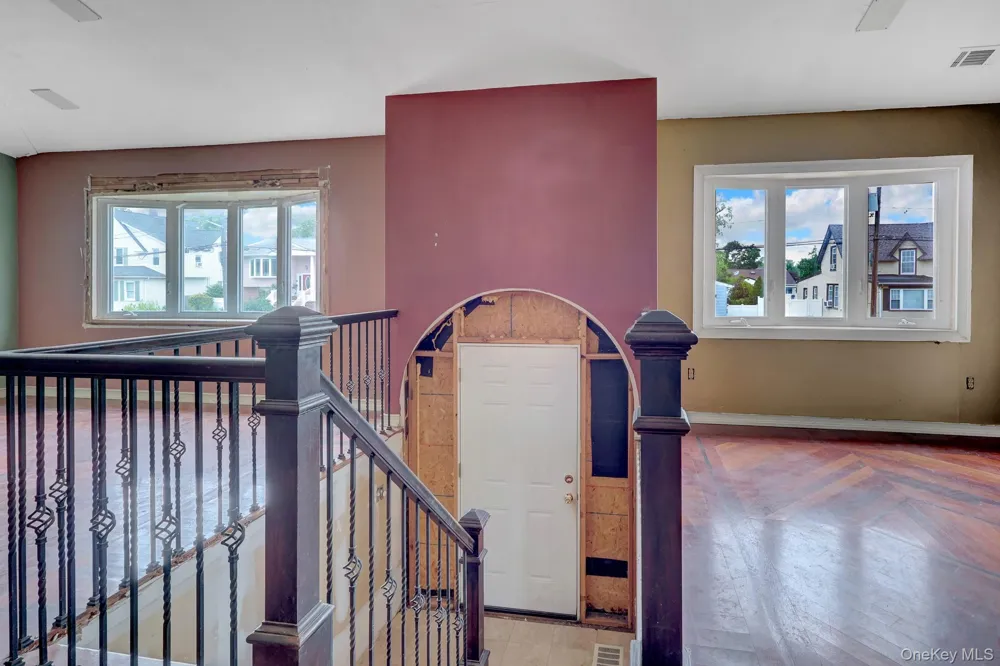 41 Fremont Street Lindenhurst, NY 11757