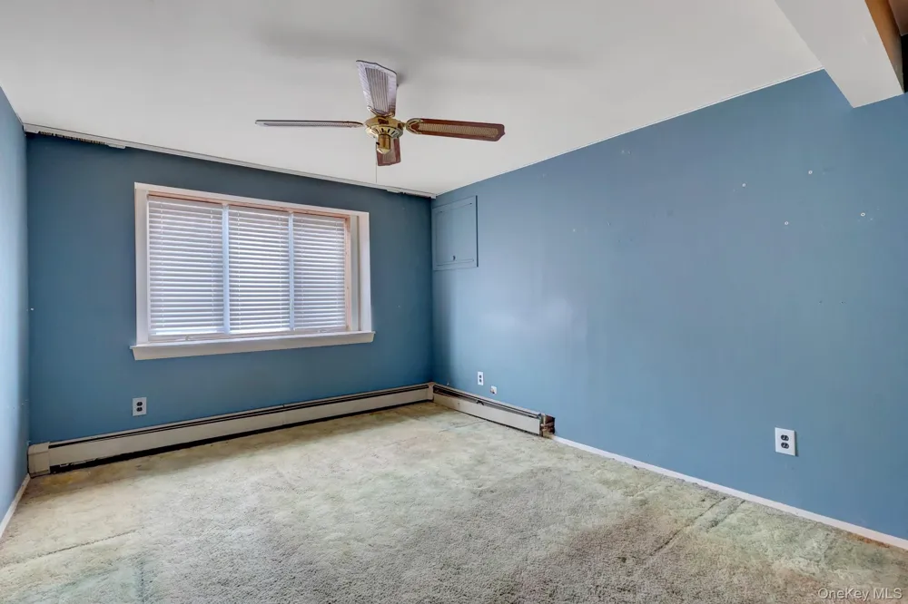 41 Fremont Street Lindenhurst, NY 11757