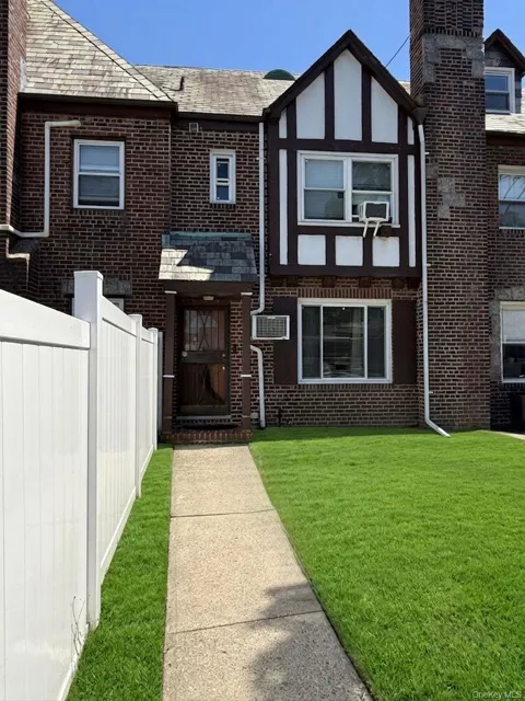 141-66 73rd Terrace