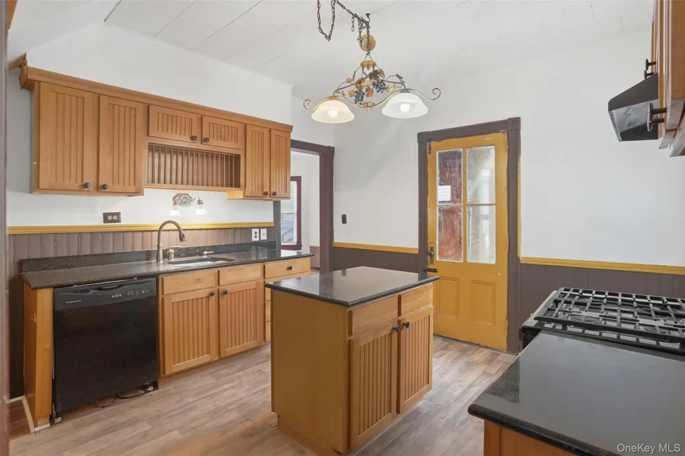 8 Sullivan Avenue Port Jervis, NY 12771