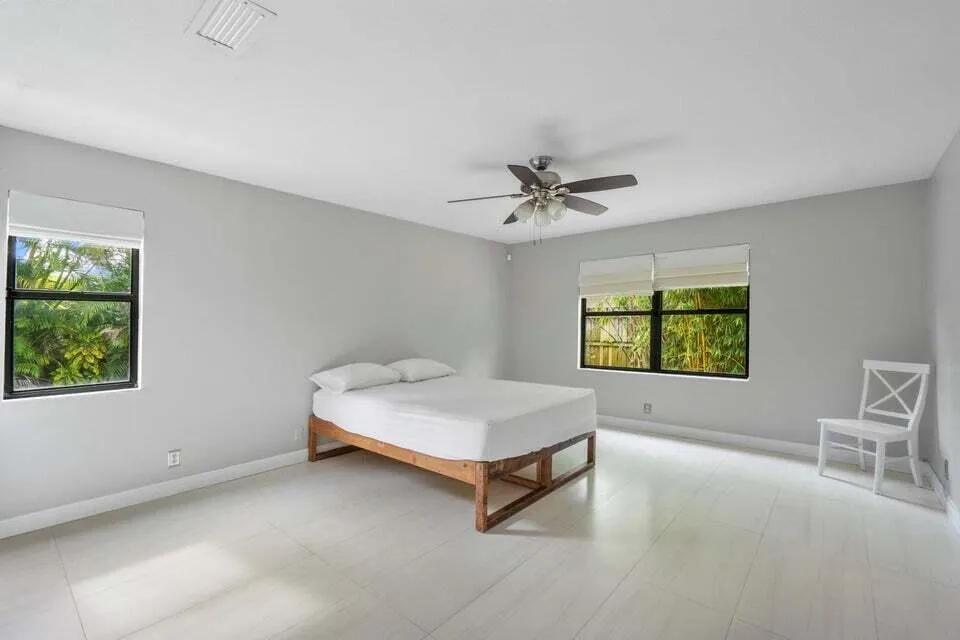 4140 Woods End Road Boca Raton, FL 33487