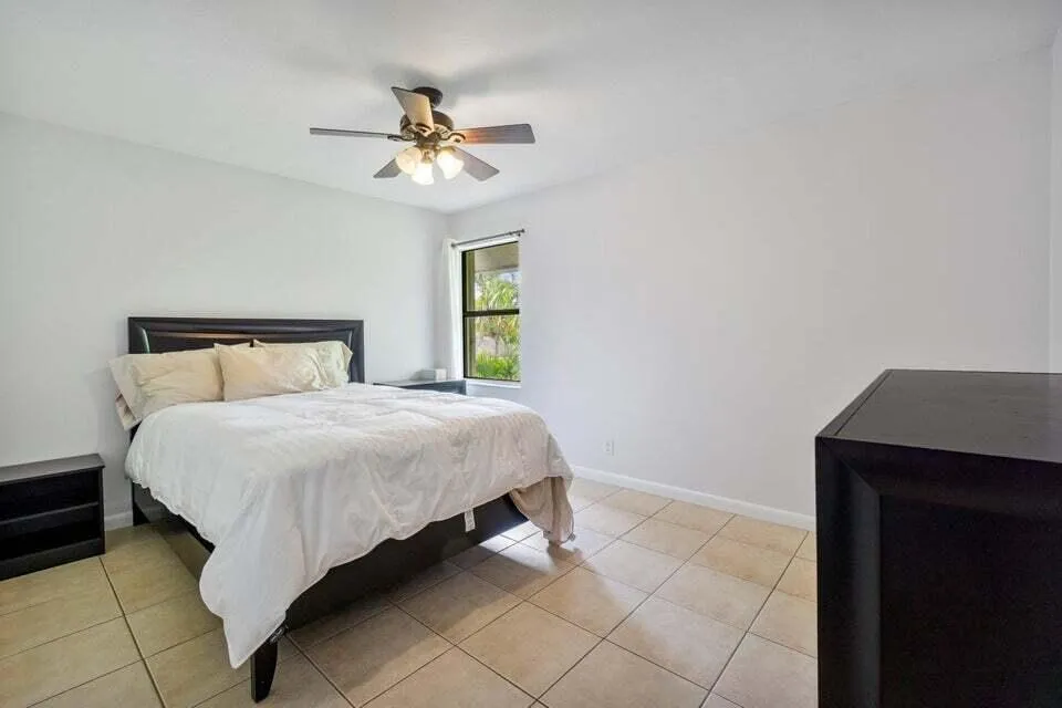 4140 Woods End Road Boca Raton, FL 33487
