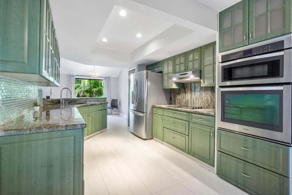 4140 Woods End Road Boca Raton, FL 33487